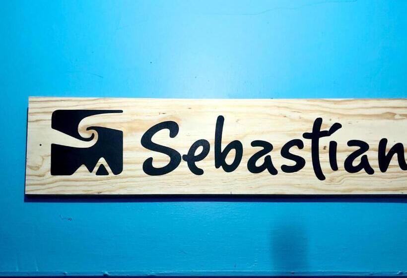 هتل Hostal Kuira Bá By Rotamundos