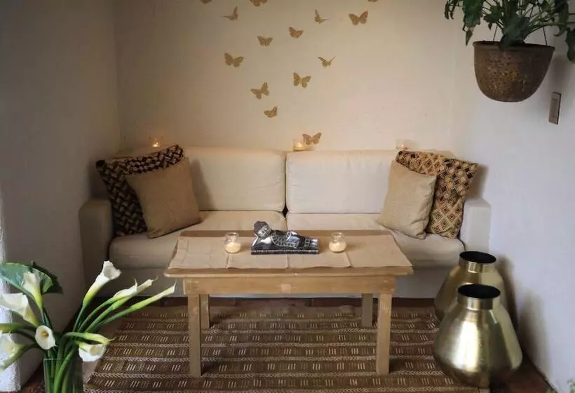 Hotelli La Dorada Town View