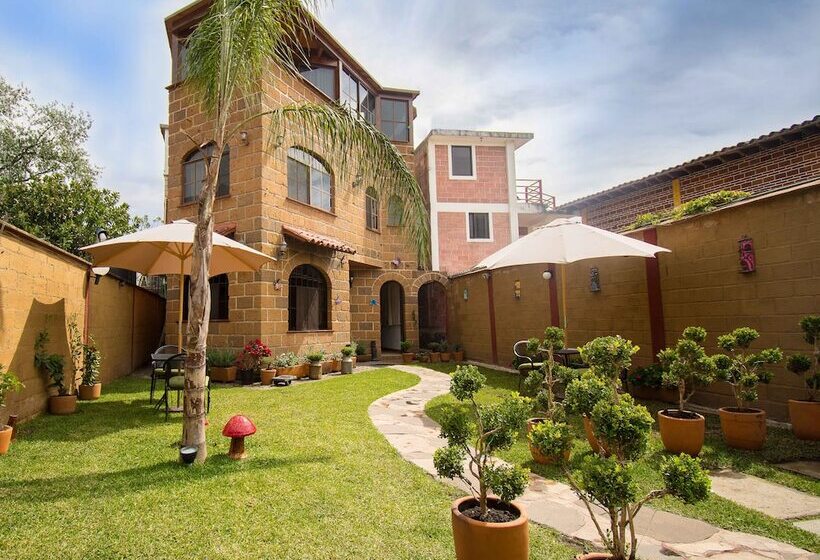 هتل Ma Petite Maison