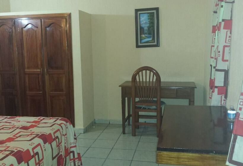 فندق Torre Marina