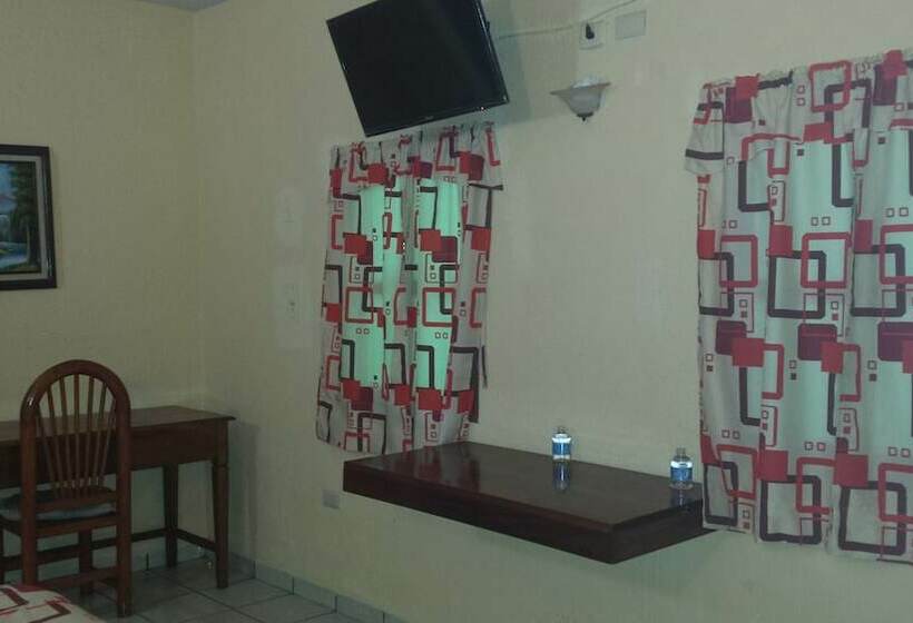 فندق Torre Marina