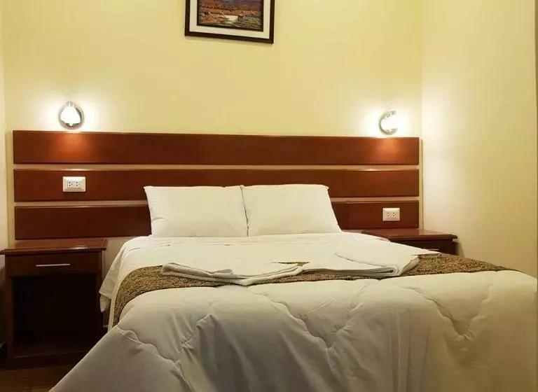 هاستل Posada Turistica San Martín