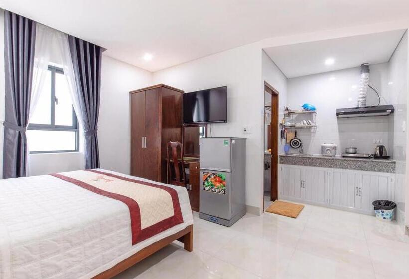 Bao Ngoc Hotel & Apt