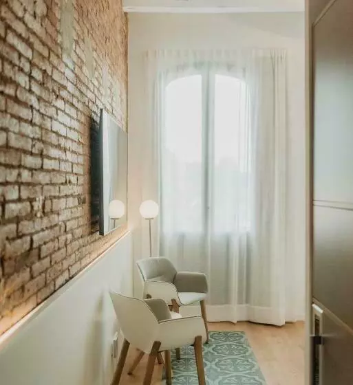 تختخواب و صبحانه Petit Luxe Volta