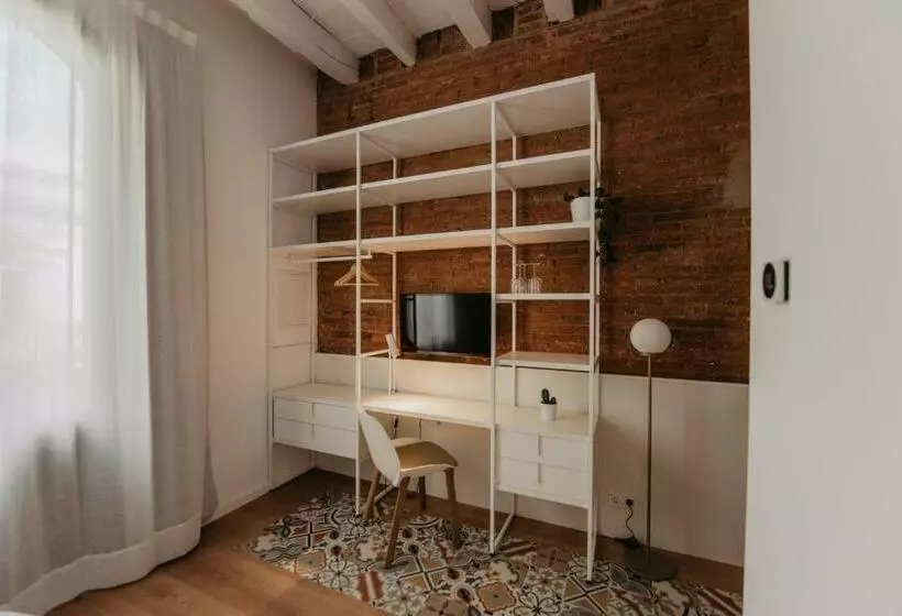 تختخواب و صبحانه Petit Luxe Volta