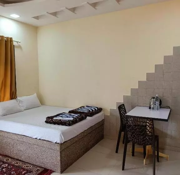 Giriraj Garden Resort, Alibaug