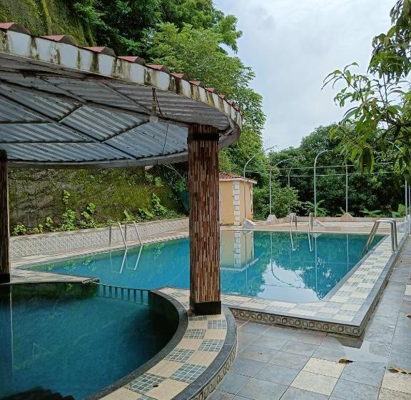 Giriraj Garden Resort, Alibaug