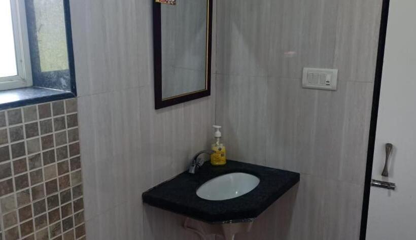 Giriraj Garden Resort, Alibaug