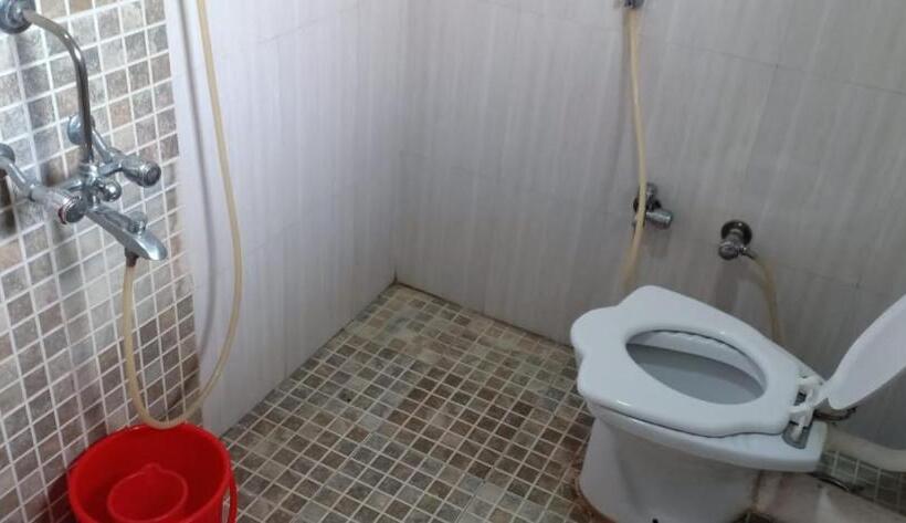 Giriraj Garden Resort, Alibaug