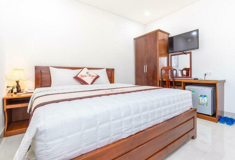 Bao Ngoc Hotel & Apt