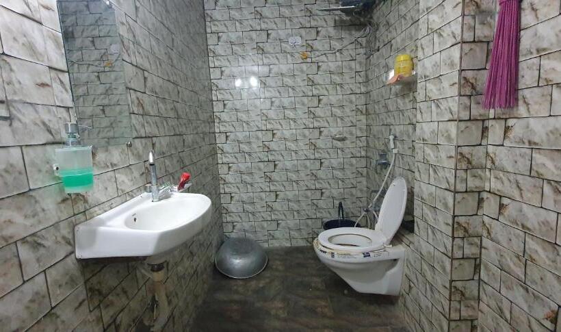 בית מלון כפרי Krishna Farm & Forest