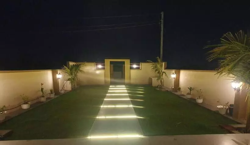 ホテル Krishna Farm & Forest