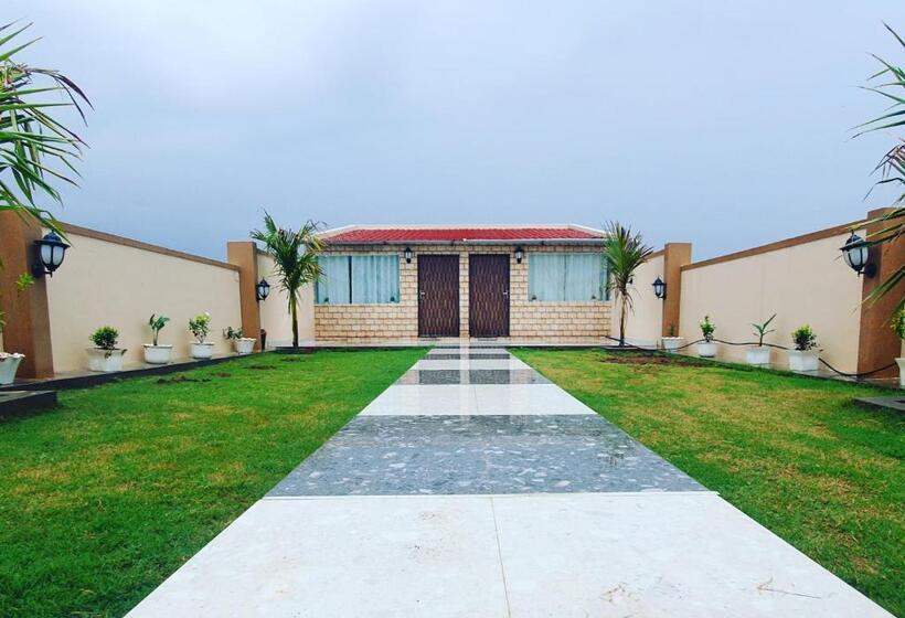 בית מלון כפרי Krishna Farm & Forest