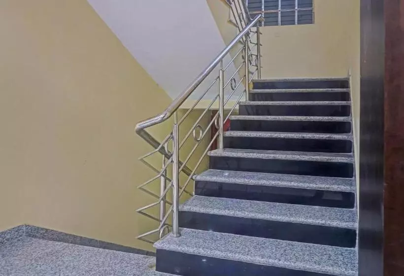 ホテル Prem Residency