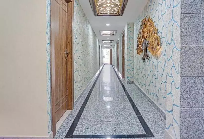 ホテル Prem Residency