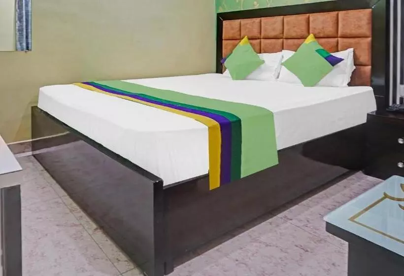 ホテル Prem Residency