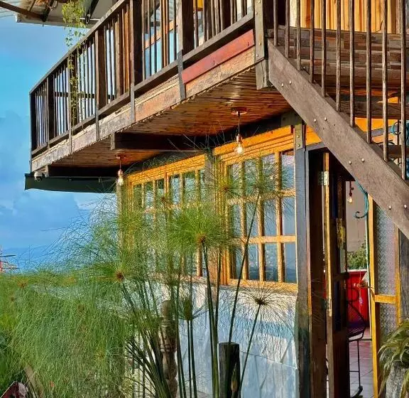 Majatalo La Puesta Del Sol