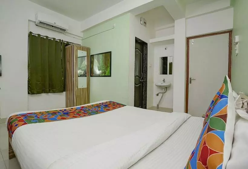 Super Hotel O Kharadi Pune