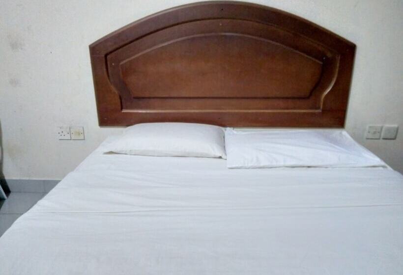 Otel Oyo 90376 Centre Point