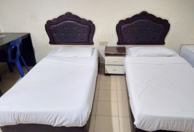 Otel Oyo 90376 Centre Point