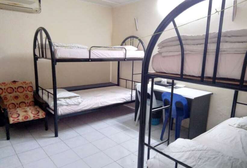 Otel Oyo 90376 Centre Point