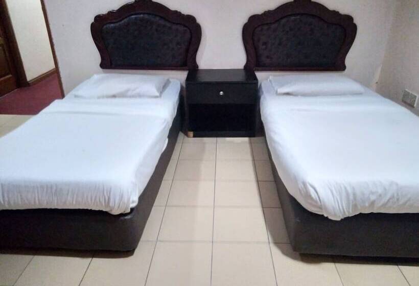 Otel Oyo 90376 Centre Point