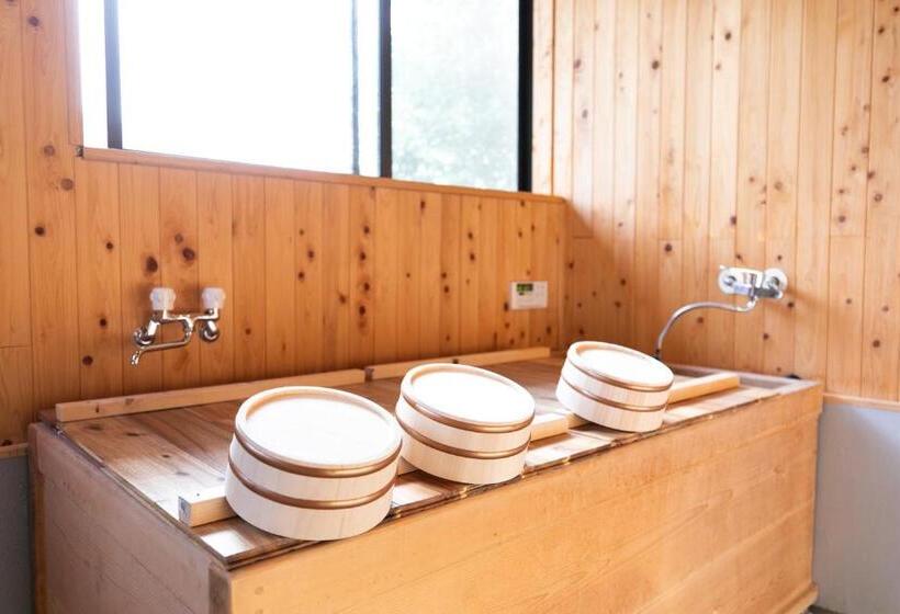 Bed and Breakfast Kizuna Guesthouse