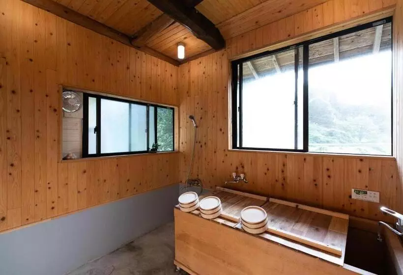 ベッドアンドブレックファースト Kizuna Guesthouse