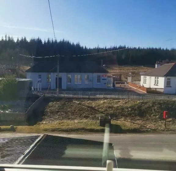 Dalwhinnie Old School Hostel