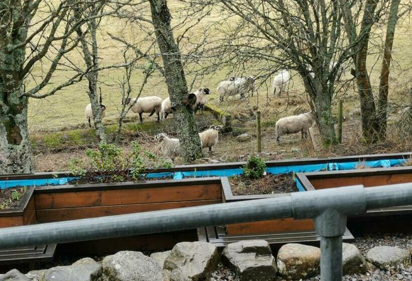 Dalwhinnie Old School Hostel