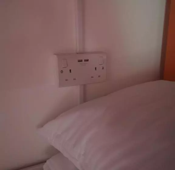 Dalwhinnie Old School Hostel