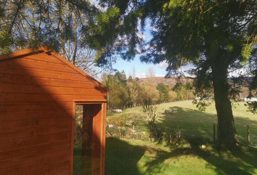 Dalwhinnie Old School Hostel