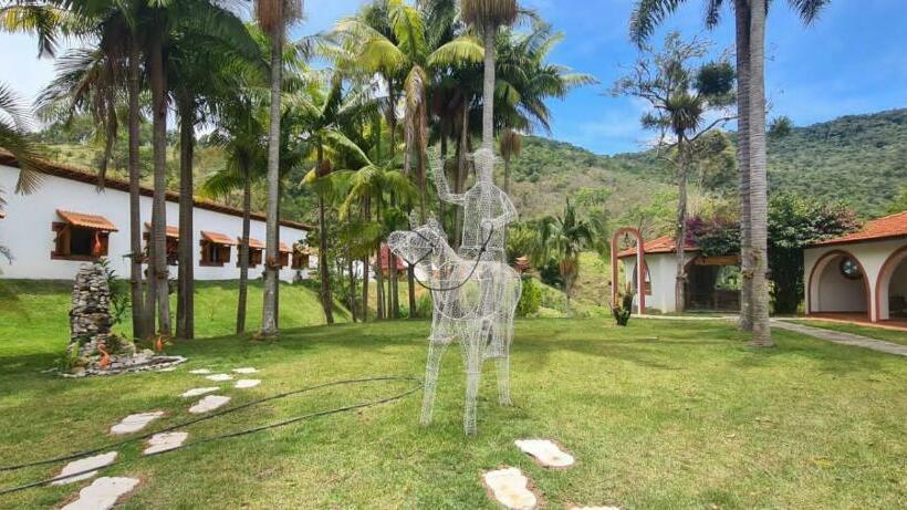 Otel Fazenda Morada Dos Deuses