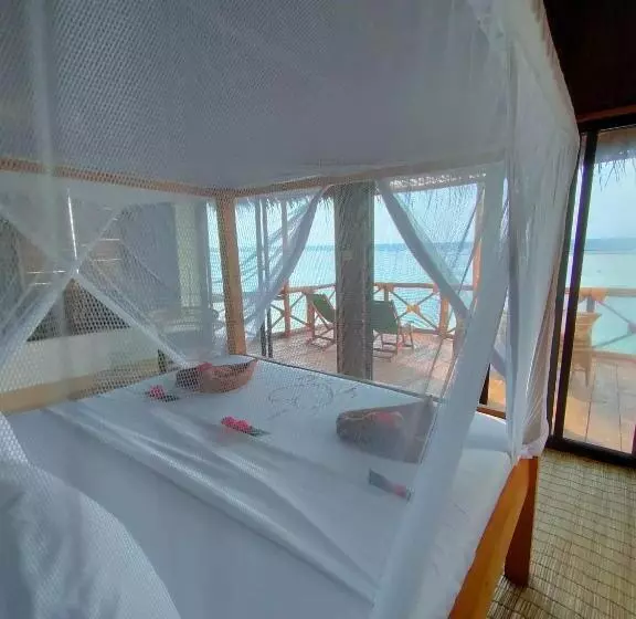 Mtende Beach Bungalow Océan View