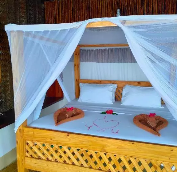 Mtende Beach Bungalow Océan View