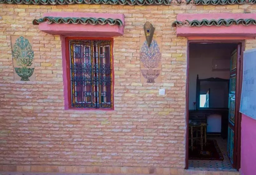 پانسیون Riad Rayhana