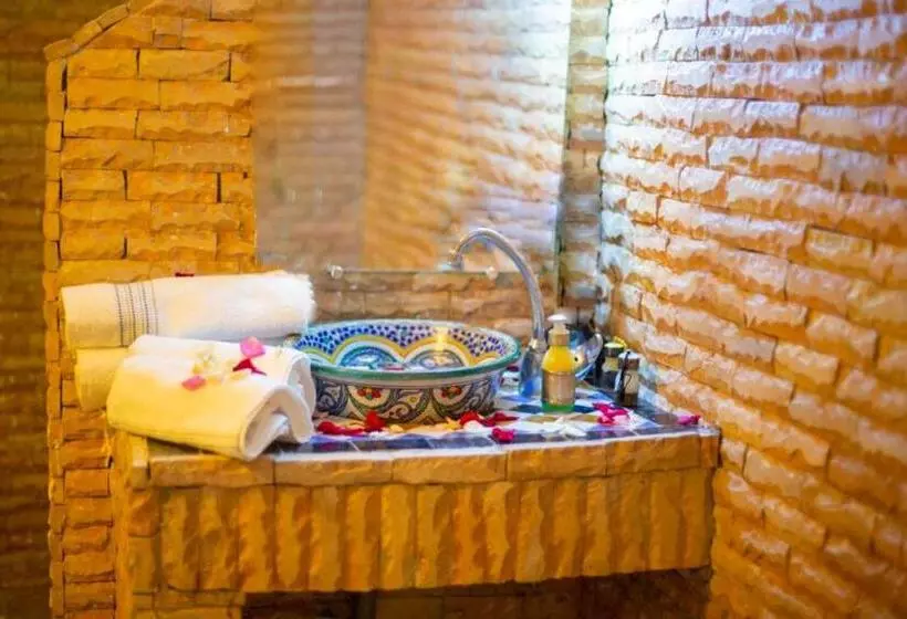 پانسیون Riad Rayhana