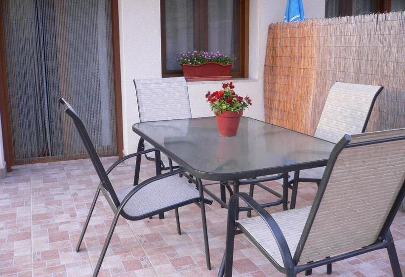 Apartamentos Casa Lola Rodeados De Montañas Y Rio