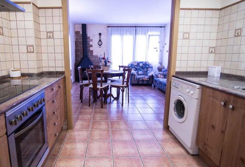 Apartamentos Casa Lola Rodeados De Montañas Y Rio