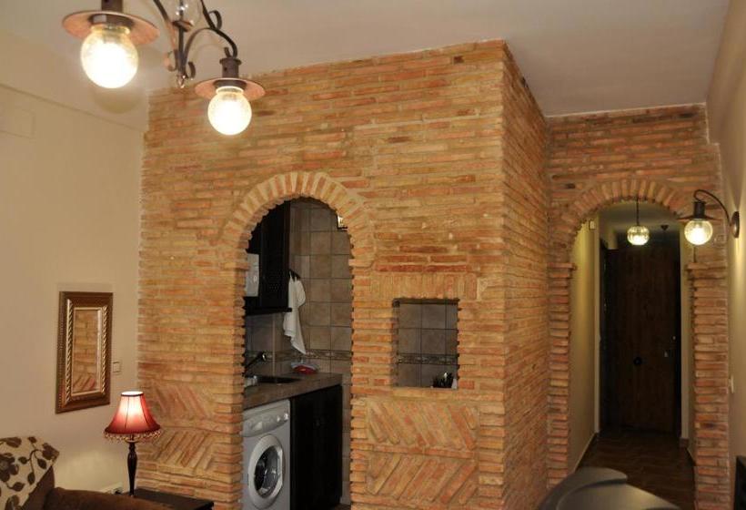 Apartamentos Turisticos Doña Maria La Brava