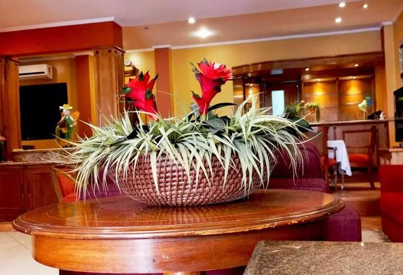 هتل Bristol Asuncion