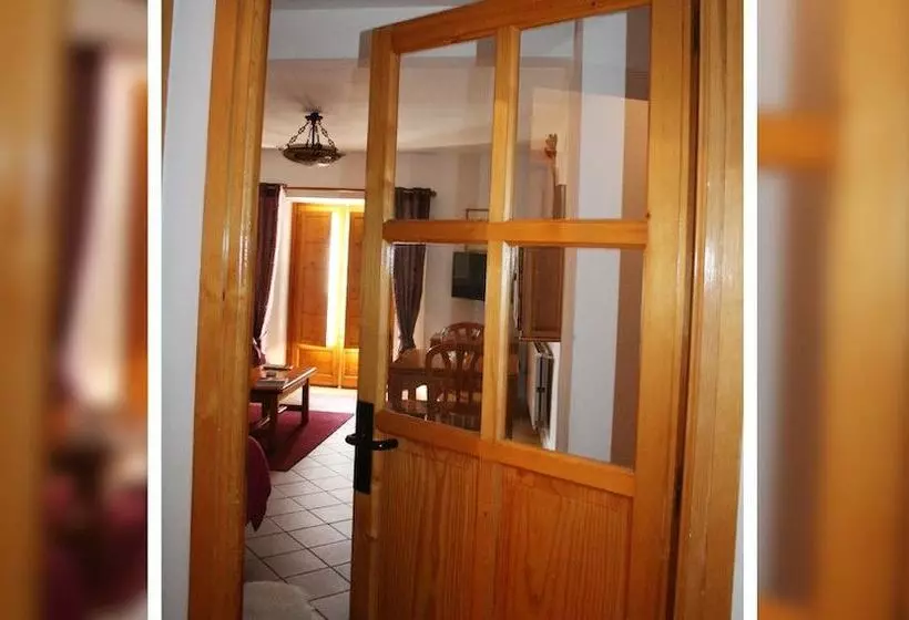 Rural Don Alvaro De Luna