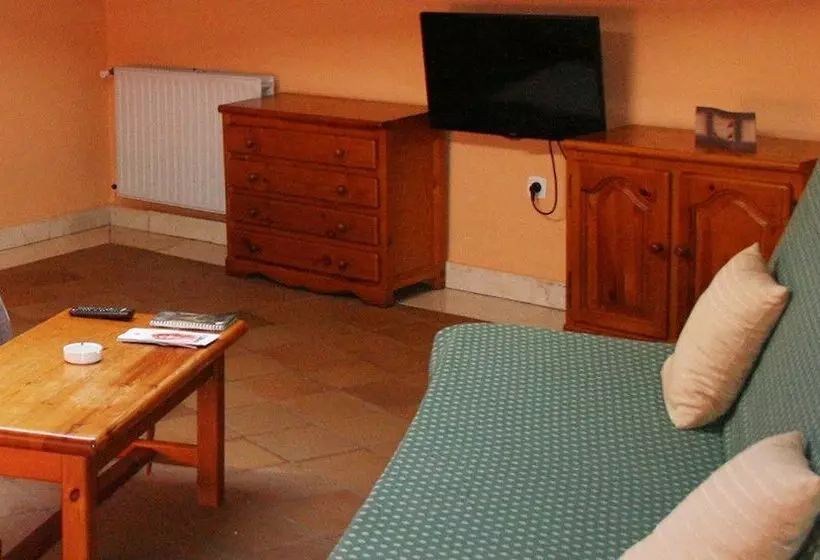 Rural Don Alvaro De Luna