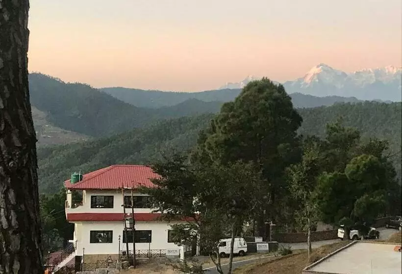 Hotelli Boros Resorts Binsar