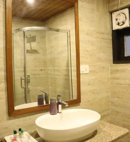 Hotelli Boros Resorts Binsar