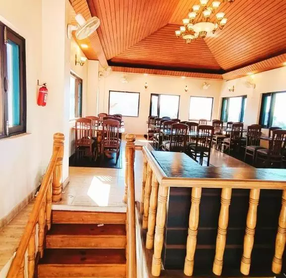 Hotelli Boros Resorts Binsar