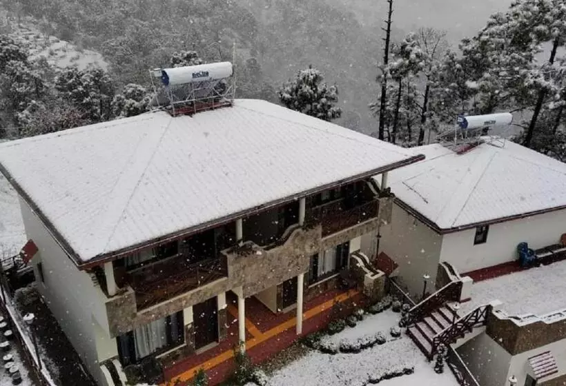 Hotelli Boros Resorts Binsar