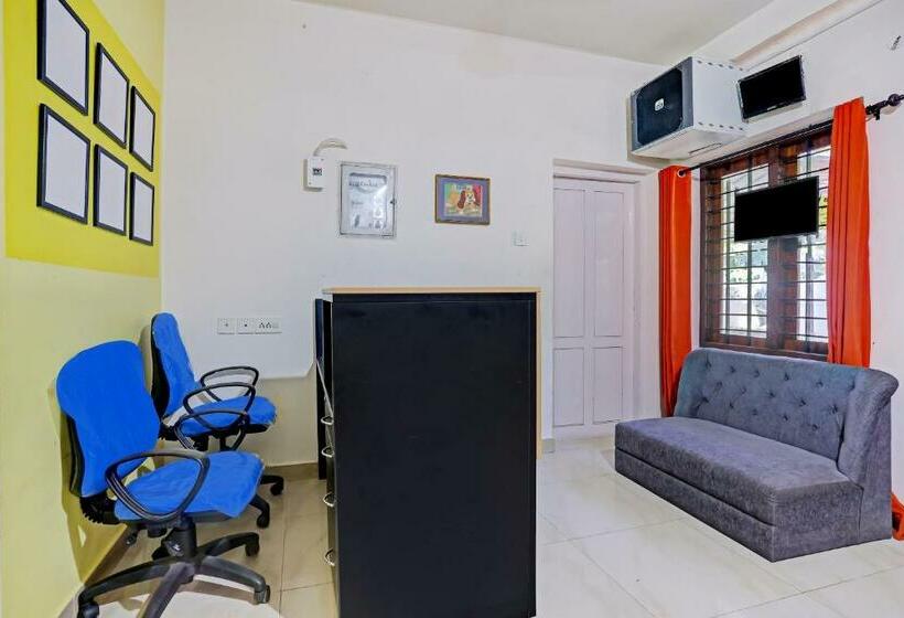 Hotel Collection O 83346  Violet  Near Infosys  Technopark Trivandrum