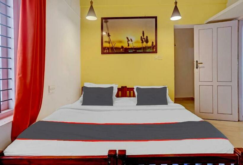 Hotel Collection O 83346  Violet  Near Infosys  Technopark Trivandrum