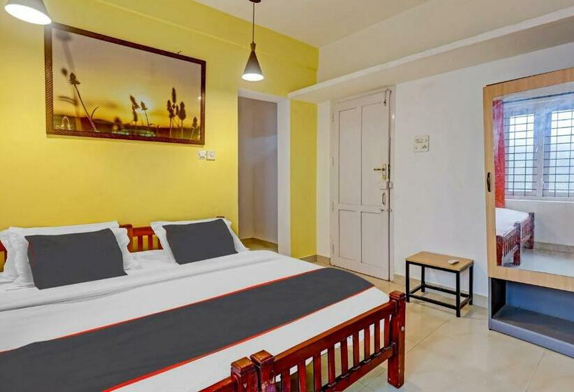 Hotel Collection O 83346  Violet  Near Infosys  Technopark Trivandrum